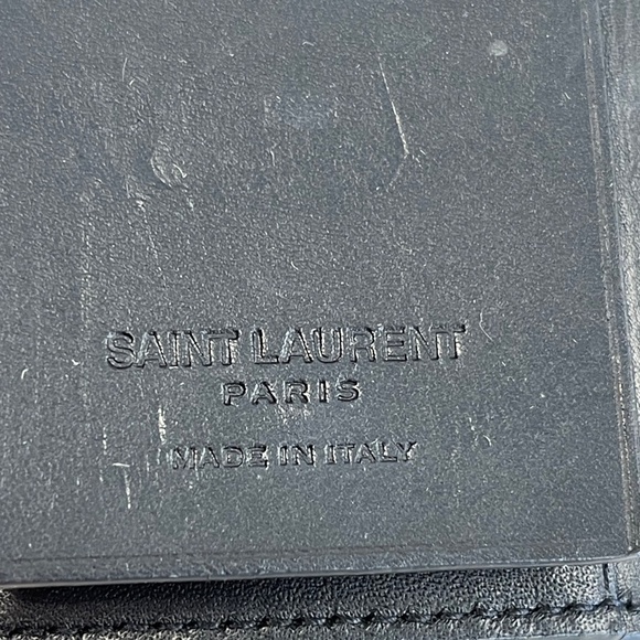 Saint Laurent 6 Row Navy Leather Key Case - Preowned - Picture 13 of 13